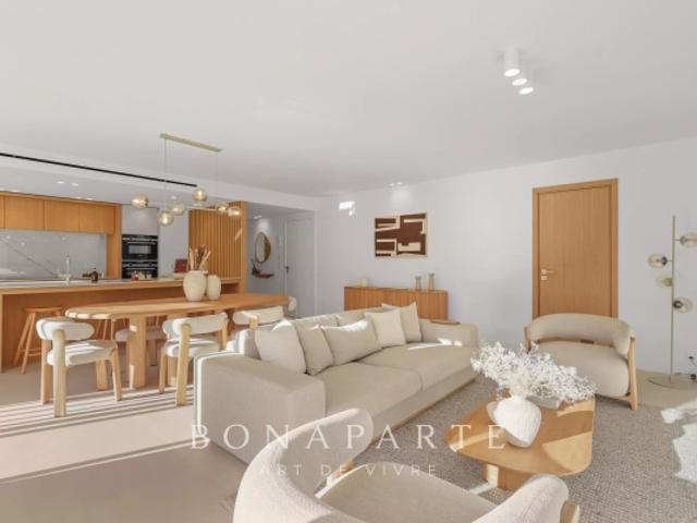 CANNES SUPERBE T4 AVEC TERRASSE DE 75 M²