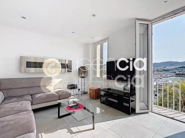 CANNES SUQUET QUAI SAINT PIERRE T3 55 M² VUE MER