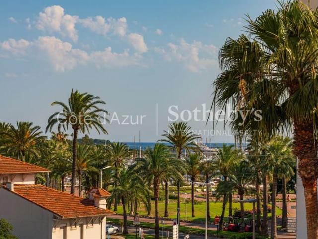 Cannes Pointe Croisette appartement rénové de 118 m² à 100 mètre