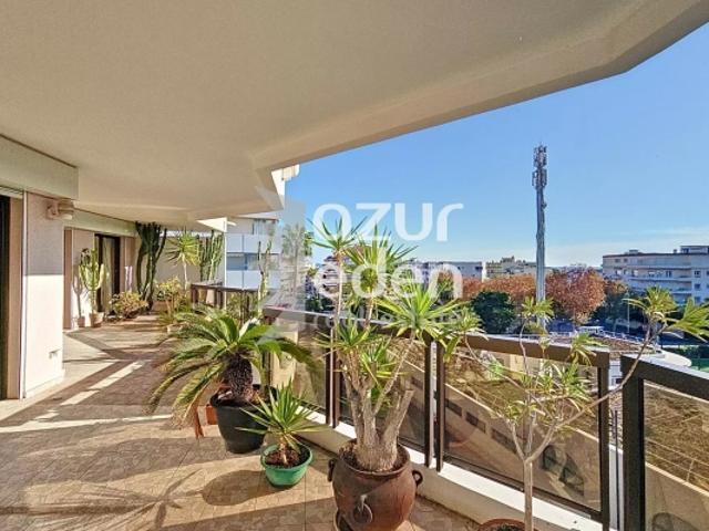 Cannes Palm Beach 3P 115m2 Vue dégagée