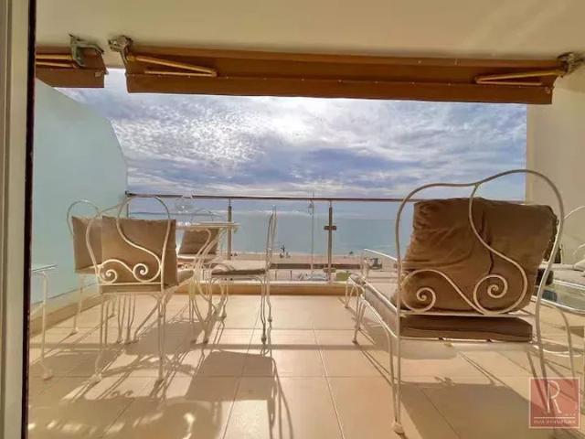 Cannes Palm Beach – 3P front mer