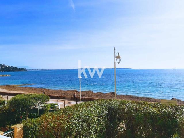 Cannes, Palm Beach: Appartement 3 pièces sur Front de Mer