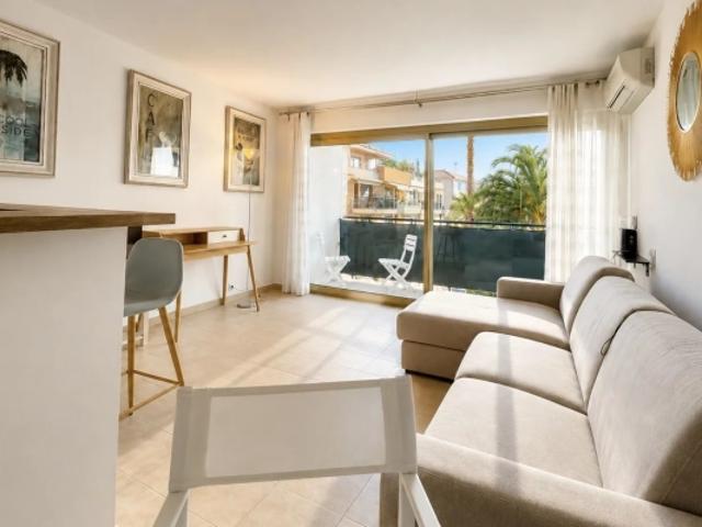 Cannes Palm Beach – Appartement Studio rénové avec terrasse