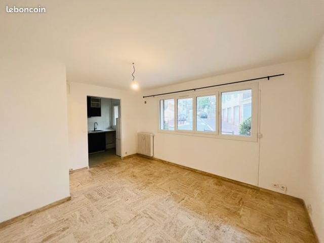 Cannes – petit prix, gros potentiel: studio avec parking et cave
