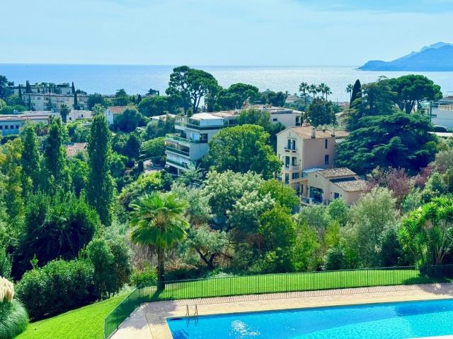 Cannes Proche Centre Vue Mer Panoramique 49m² Cannes