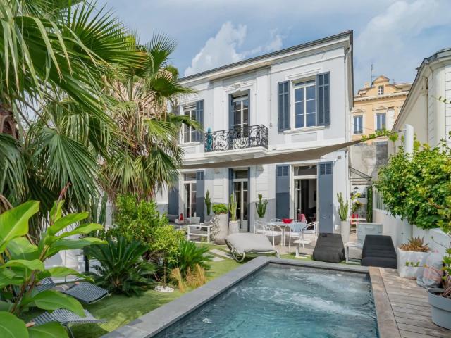 Cannes proche centre a pieds belle villa bourgeoise rénovée 170m² Cannes