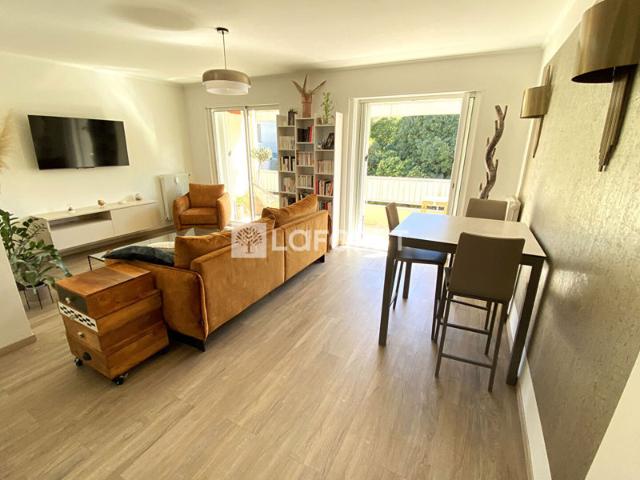 CANNES proche Lycée Carnot: Appartement 3 pièces de 63 m² avec Terrasse et Parking