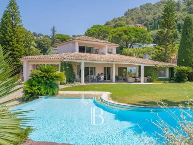 CANNES PROPRIÉTÉ DE CHARME TERRAIN PLAT