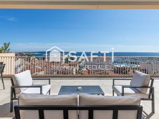Cannes Quartier embématique de la Banane Vue mer panoramique