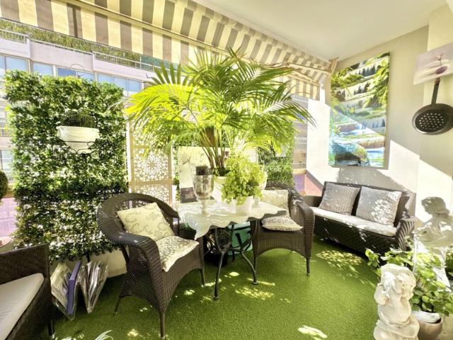 Cannes – Quartier Martinez – Élégant 2 pièces avec terrasse et loggia
