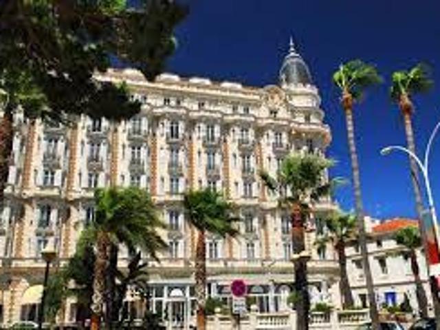 CANNES RESTAURANT EN PLEIN CENTRE VILLE DE 49M2