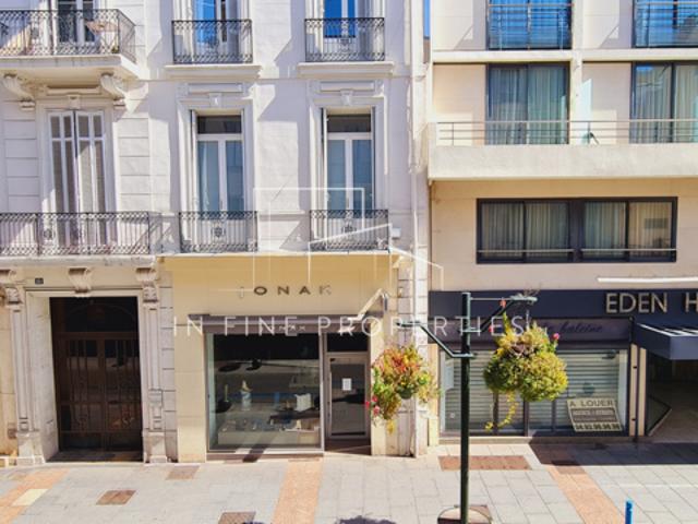 Cannes rue d'Antibes appartement 3 chambres à vendre