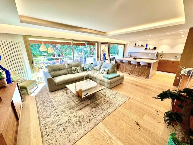 Cannes Tassigny vente 4 pièces en dernier étage 110m² Cannes