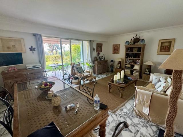 Cannes Vente appartement 3 pièces en rez de jardin