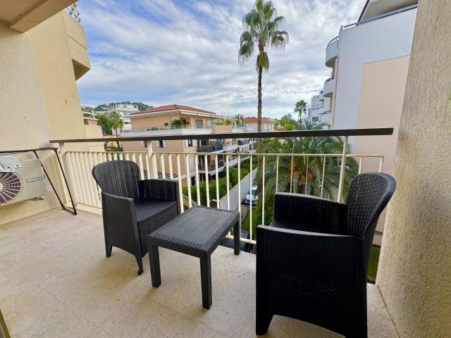 Cannes Vente vaste studio au pied des plages 31m² Cannes