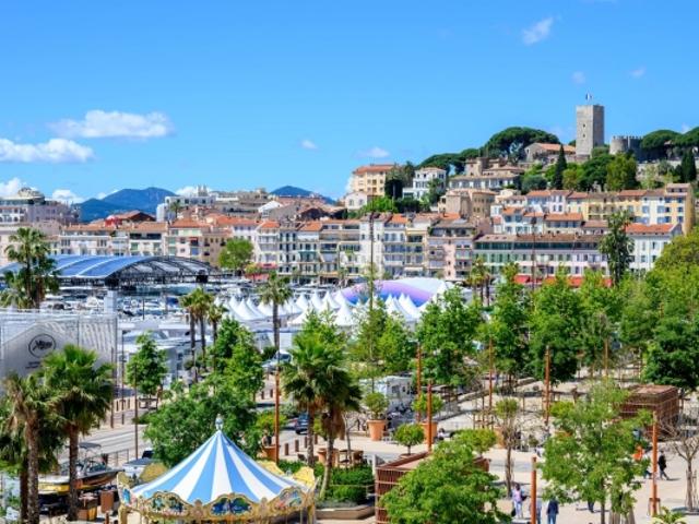 CANNES Vieux Port: Appartement 3 pièces superbement situé