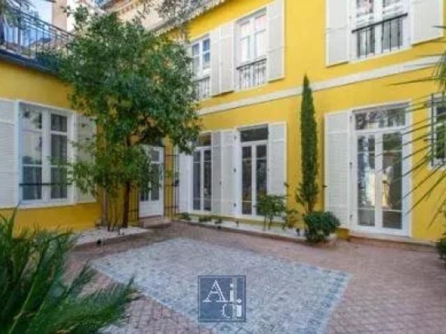 Cannes Villa avec patio au cœur de Cannes