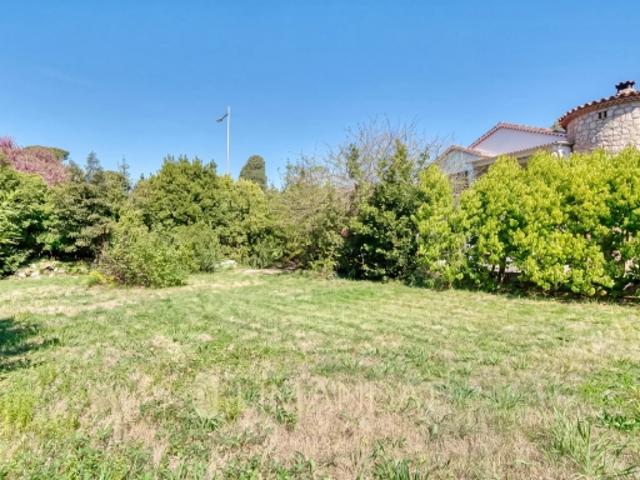 CANNES VILLA + TERRAIN CONSTRUCTIBLE OPPORTUNITÉ À FORT POTENTIEL