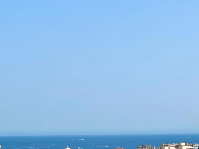 CANNET LIMITE CANNES T4 DE 110M2 REFAIT A NEUF TERRASSE PISI