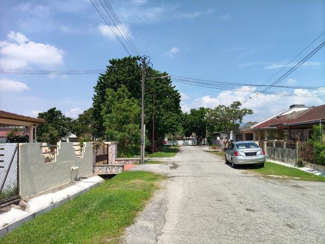 CANNING GARDEN 2 Storey Terrace Freehold 22x85 4R2B North