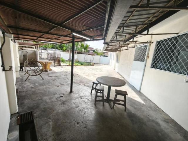 CANNING GARDEN, IPOH SINGLE STOREY TERRACE CORNER HOUSE FOR RENT