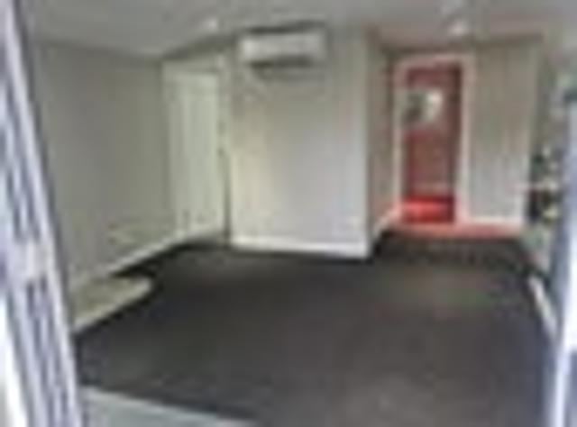 Cannons Creek, 1 bedroom, $450 pw