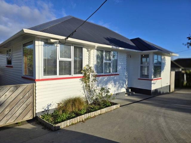 cannons creek, 2 bedrooms
