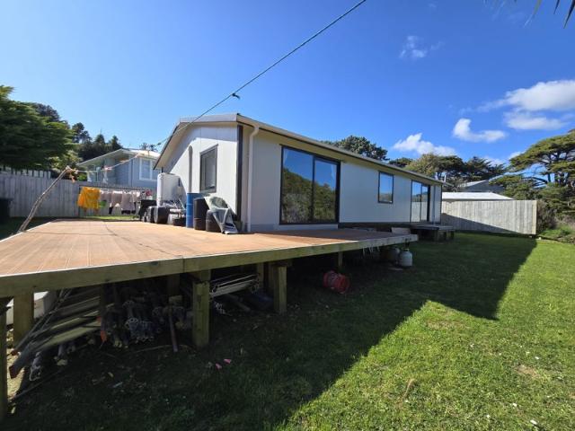 cannons creek, 3 bedrooms