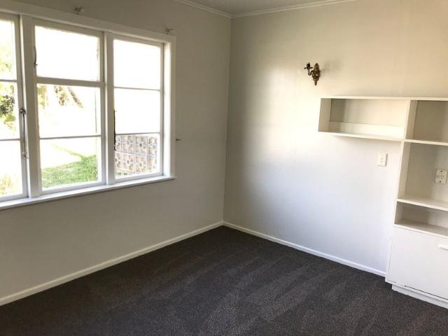cannons creek, 3 bedrooms