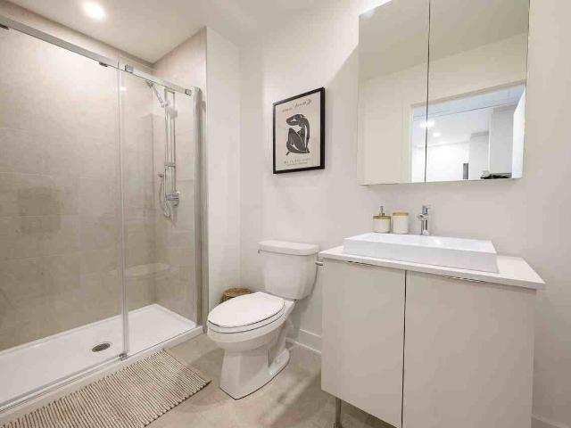 Canoë phase 1 1 Bedroom Apartment for Rent at 4500 Rue Hochelaga, Montréal, QC H1V 0C3 Maisonneuve