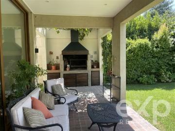 Casa en Venta en Colina | 4 Dormitorios por 18500.00 en Colina