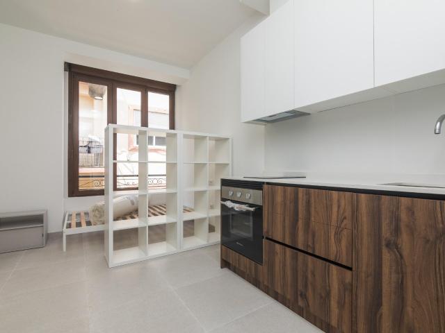 ¿CANSADO DE BUSCAR VIVIENDA DE ALQUILER Y SOLO ENCONTRAR VIVIENDAS ANTIGUAS Y CON MUEBLES VIEJOS?