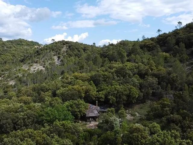 Cabanon à rénover en entrée de cévennes
