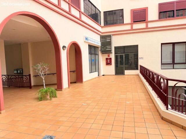 CABINA EN CENTRO ESTETICO