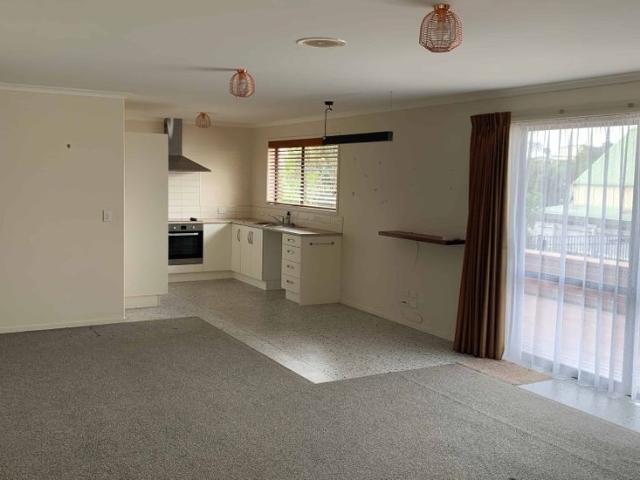 Cable Bay, 3 Bedrooms