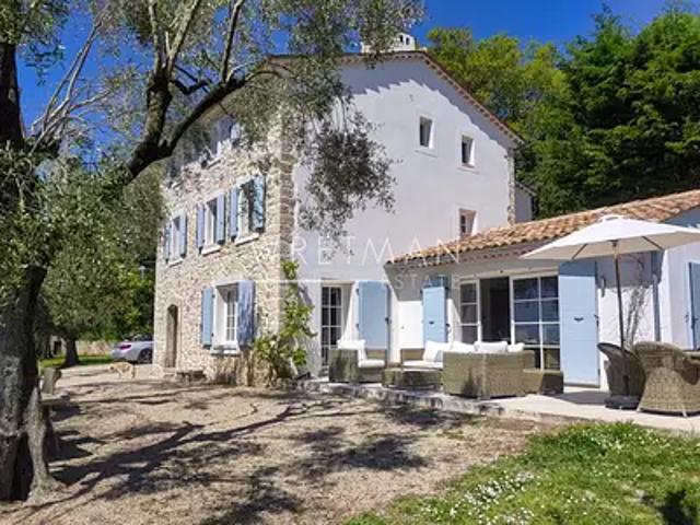 Cabris 06530 Achat / Vente maison 13 pièces t13 piscine