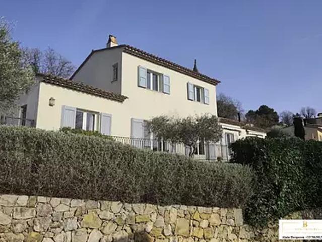 Cabris 06530 Achat / Vente maison 5 pièces t5 terrasse parking