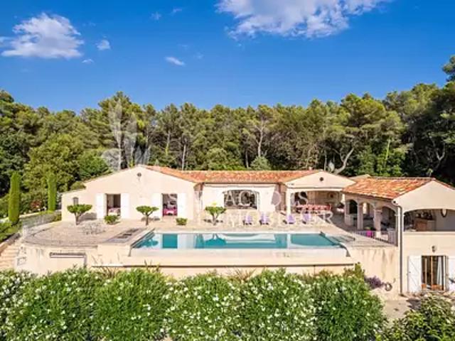 Cabris 06530 Achat / Vente maison 6 pièces t6 piscine