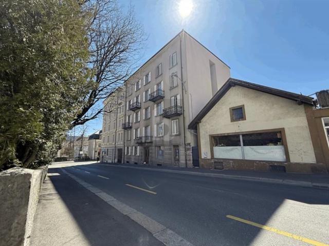 RENOVIERTE FASSADE MIT FERNWÄRME