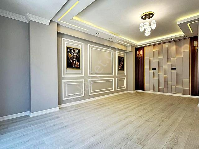 Cadde34 Yapı'dan Sultaniye Sıfır Dekorlu Balkonlu Kapalı Mutfak 2+1 Arakat Kiralık Daire