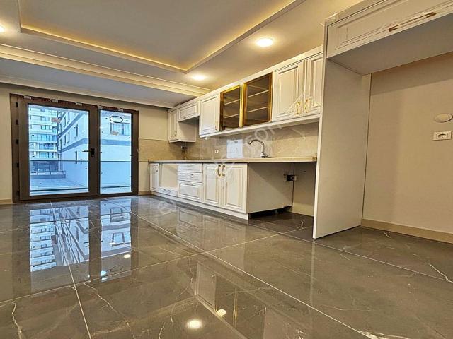 Cadde34'den Beylikdüzü Kavaklı'da Sıfır Kapalı Otoparklı Butik Sitede 2+1 Krediye Uygun Arakat