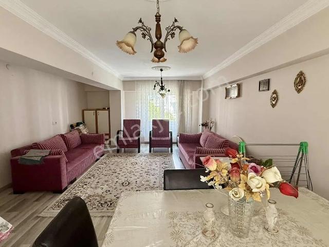Cadde Üzeri | 2+1 | Eşyalı Kiralık Daire