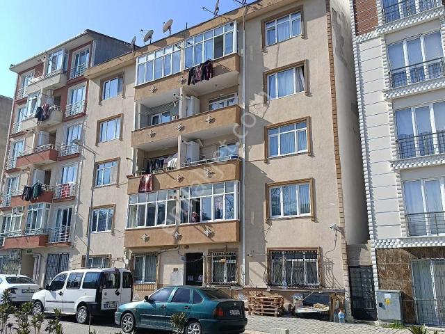 Cadde Üzeri Yatırımlık Oturumluk Kiracılı Daire