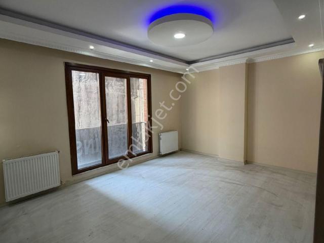 Cadde Üzeri Ara Katımız Acill