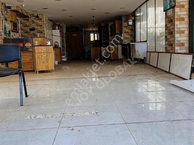 Cadde Üzeri Depolu Kiralık Dükkan