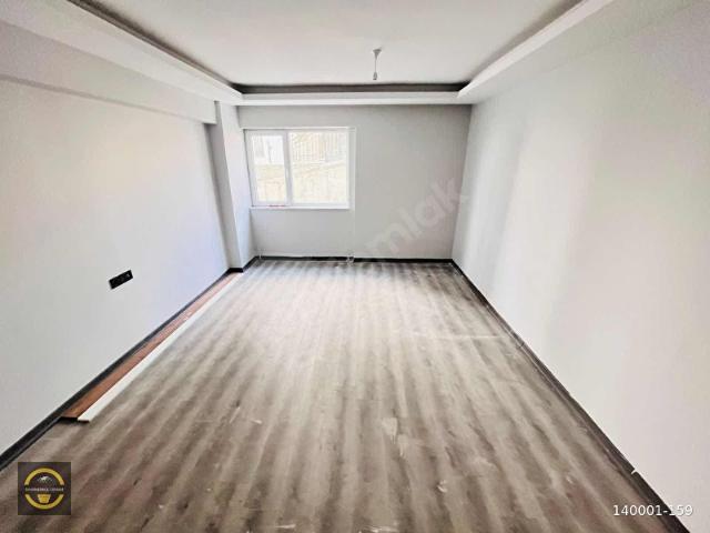 CADDE ÜZERİ MERKEZİ KONUMDA,GENİŞ KULLANIŞLI 2+1 SIFIR DAİRE!