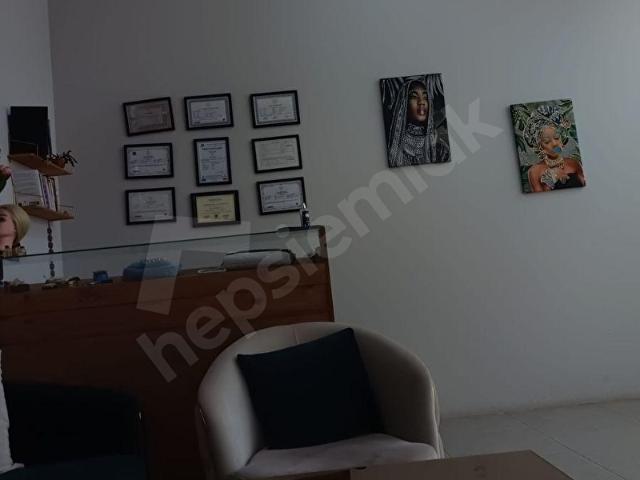 CADDE ÜZERİNDE DEVREN KİRALIK GÜZELLİK MERKEZİ TAM DONANIMLI