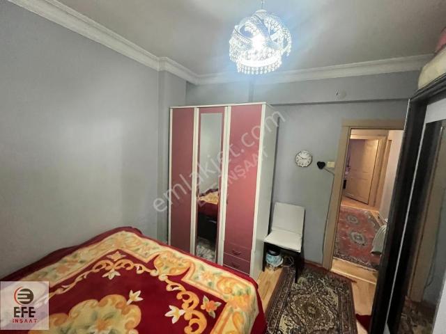 Cadde Üzeri Sağlam Binada 6+2 Kelepir Daire