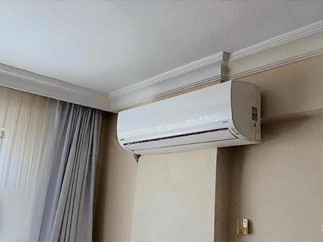 Cadde Üzerinde 3+1 Masrafsız Satılık