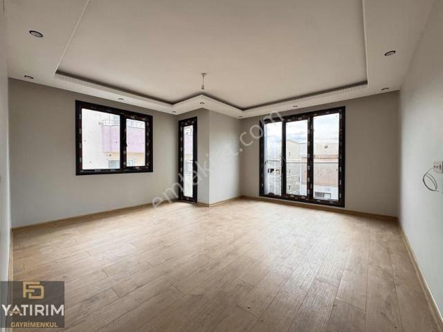 Cadde Yakını Merkezi 3+1 125 M2 Ebeveyn Banyolu Orta Kat Daire